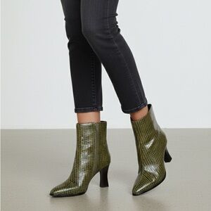Matisse ECLAIR Green Leather Crocodile-Embossed Heeled Bootie 8.5 M